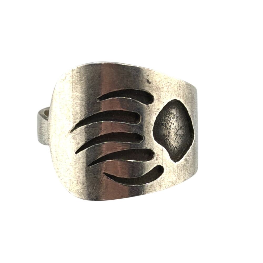 Vintage Navajo Sterling Silver Bear Paw Inlay Ring 10.5